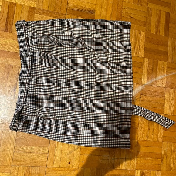Plaid Brown Mini skirt - Picture 3 of 3